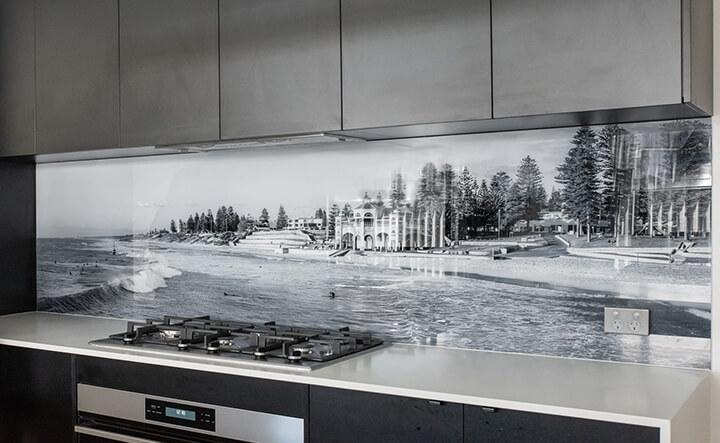 Printed Kitchen Splashback Solutions To Beautify Homes And Work Spaces.